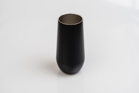 Cocktail Becher schwarz